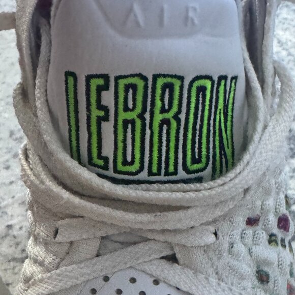 LeBron 17 EP 'Air Command Force' - Picture 8 of 11